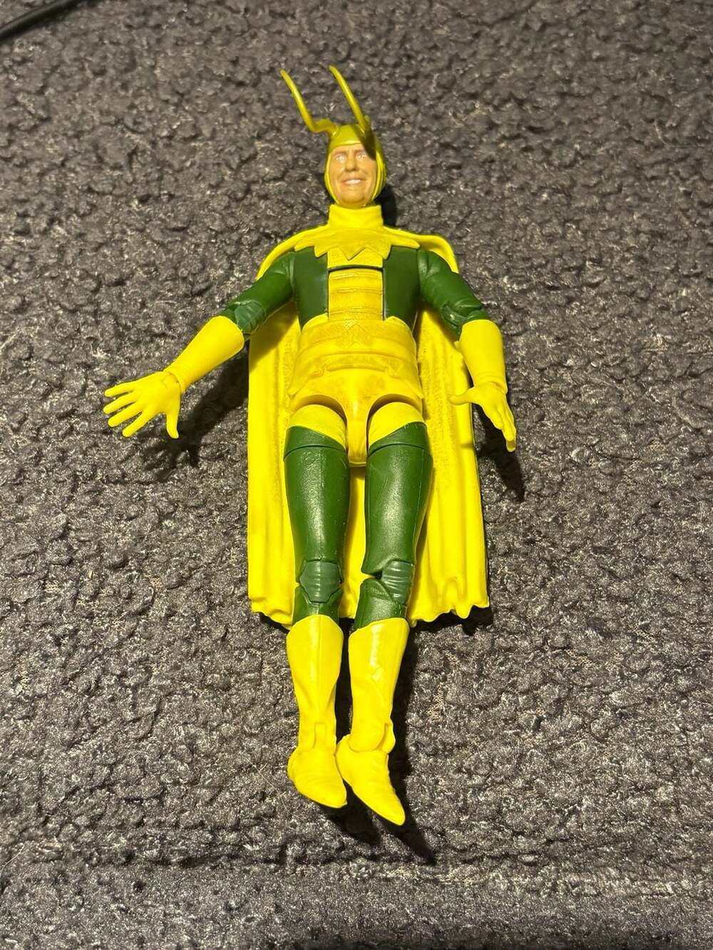 Marvel Legends ~ classic Loki ~ Khonshu BAF ~ Action Figure ~